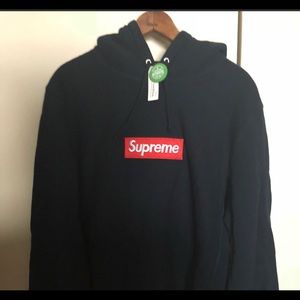 Supreme box logo